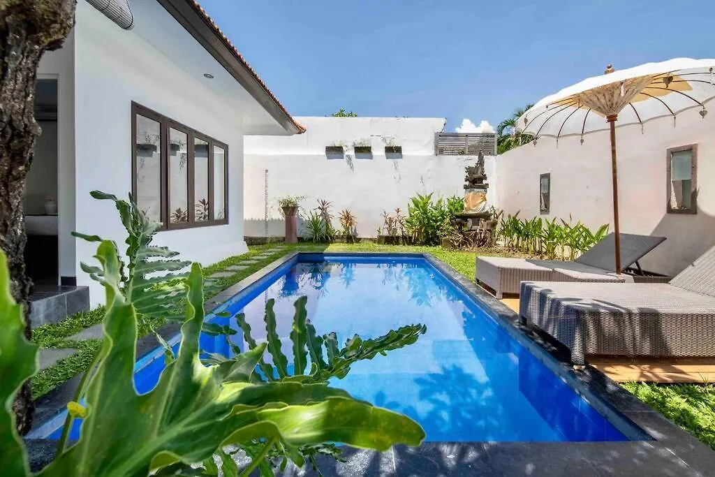 Bens Seminyak Villa Two-Bedroom With Private Swimmingpool Indonezja
