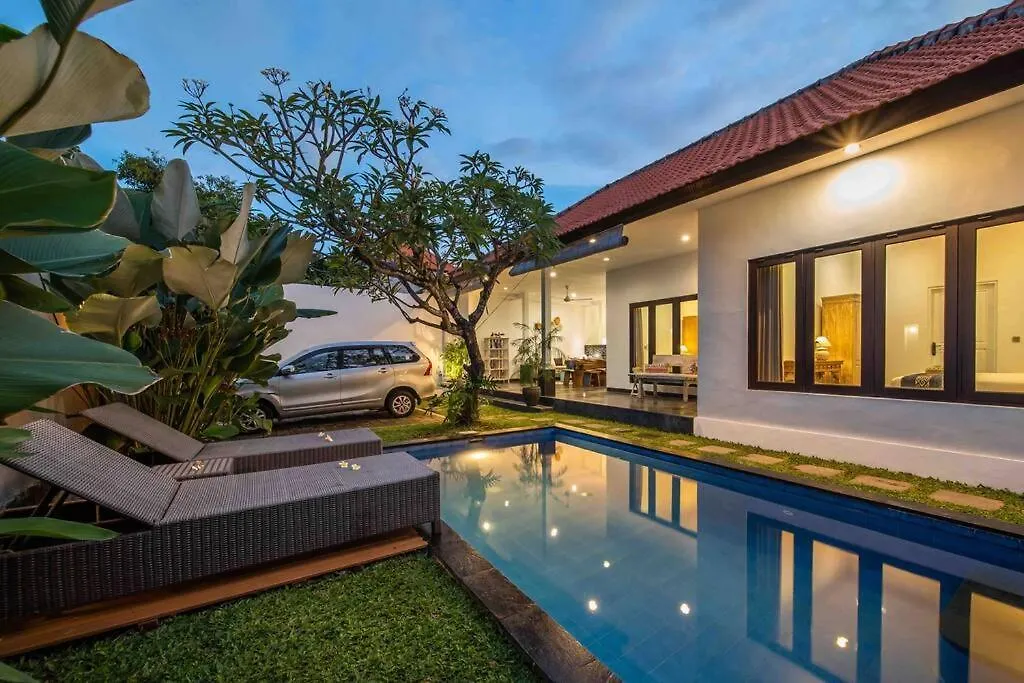 Bens Seminyak Villa Two-Bedroom With Private Swimmingpool 0*,